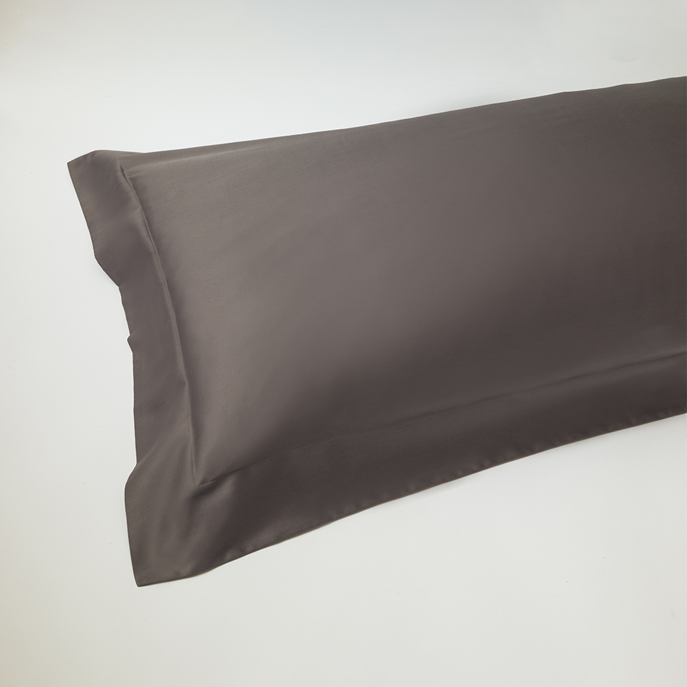 Cernobbio darkgray 4 border