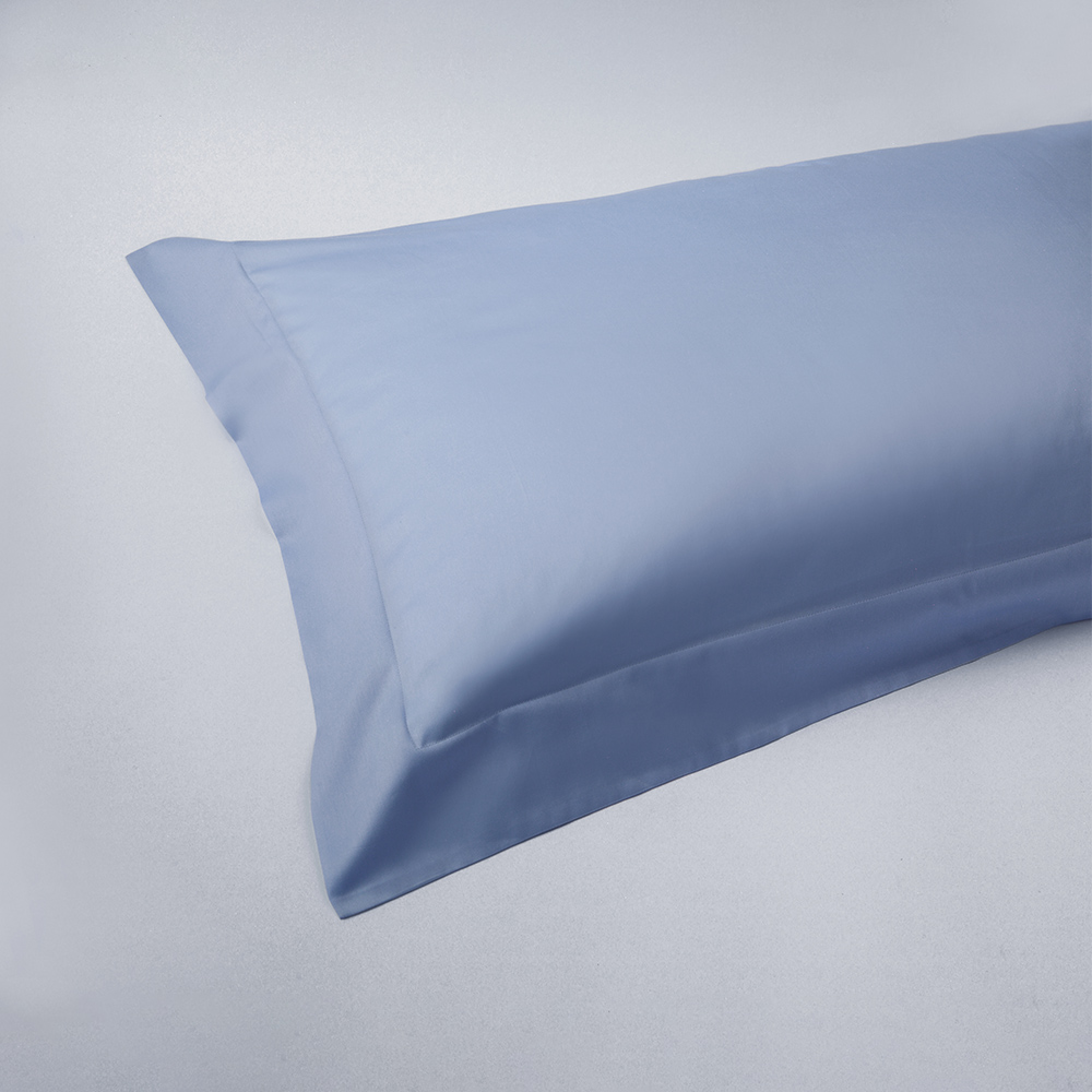 Cernobbio light blue 4 border