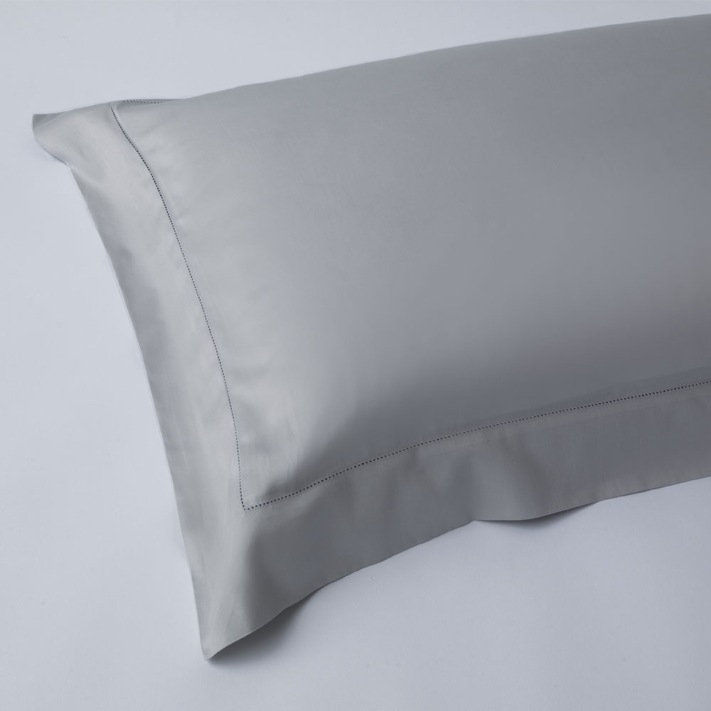 Sateen Cotton – Bellagio gray 4 border